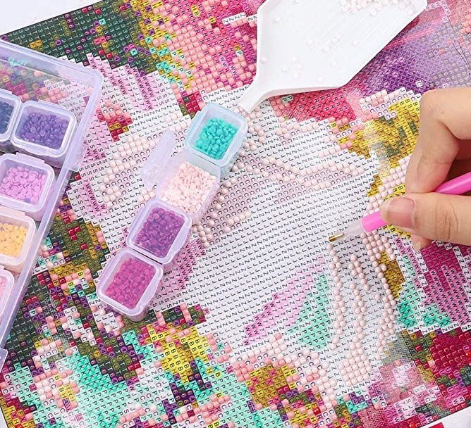 Accessory Case - being used to store diamonds for a diamond painting