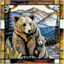 Cargar imagen en el visor de la galería, Bear and Cub Stain Glass - Diamond Painting Bling Art
