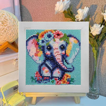 Cargar imagen en el visor de la galería, Snack Size Elephant or Tiger with Frame - Diamond Painting Bling Art
